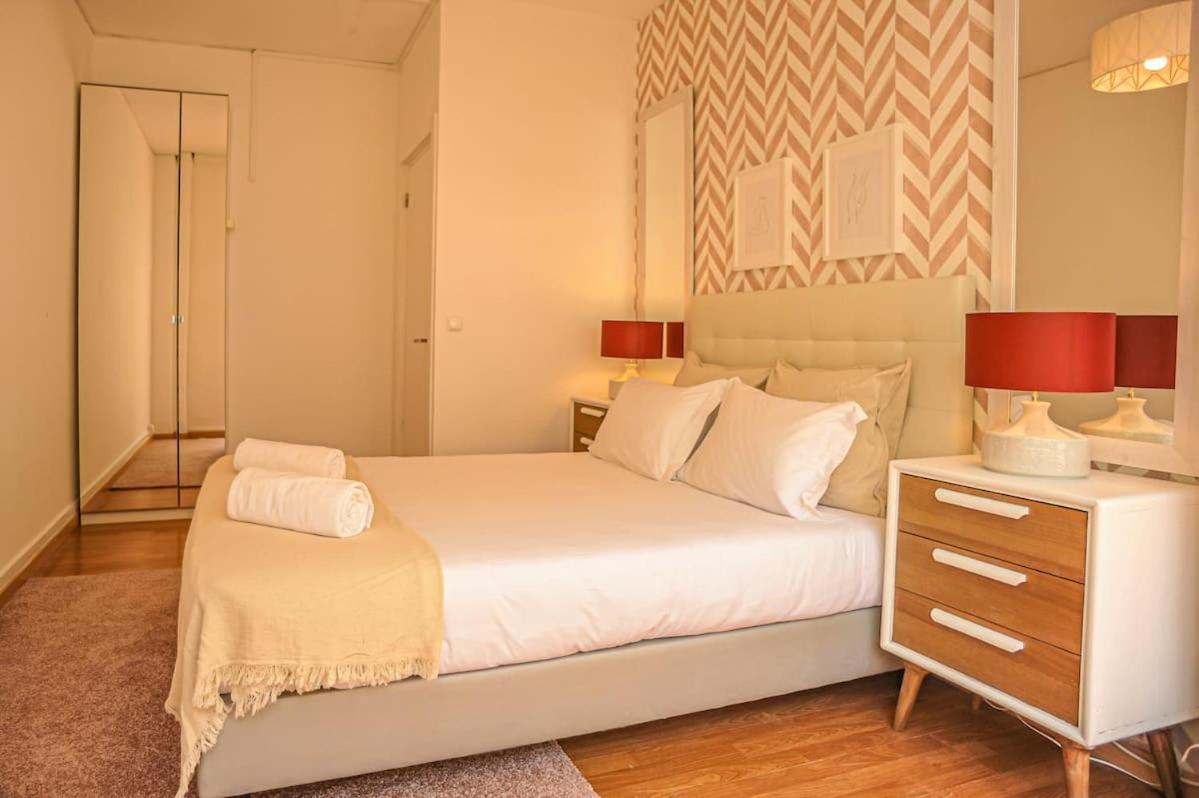 Guesthouse Marques De Pombal - 8 Bedroom Apartment Lisboa Dış mekan fotoğraf